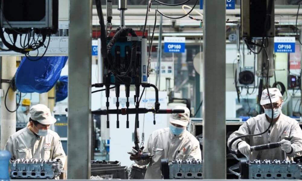 Chinese Manufacturing Activity Shrinks for a Second Straight Mth in August- PMI